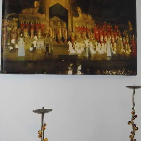 Oda ve Kahvaltı Aida Pisa